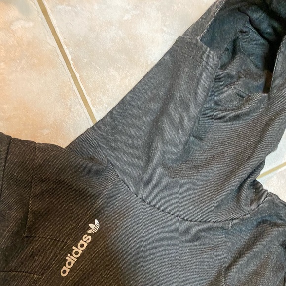 Adidas running sweater - Picture 2 of 4